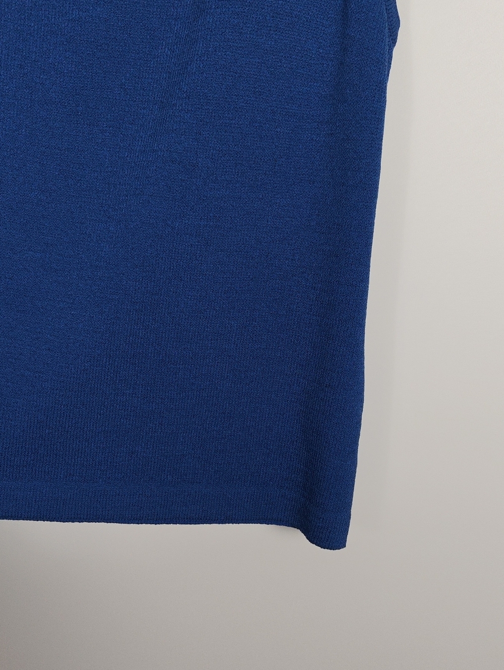 ST. JOHN Sport Vintage Santana Knit Scoop Neck Cobalt Blue Shell Tank Top Size L - Picture 6 of 16